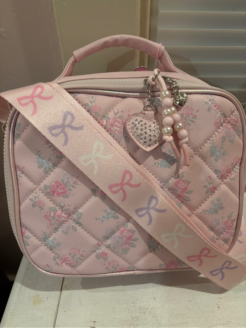Miss Gwen’s OMG Quilted Floral Crossbody Lunch Bag with Heart Charm NWT